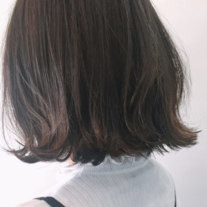 外ハネ 切りっぱなしBOB